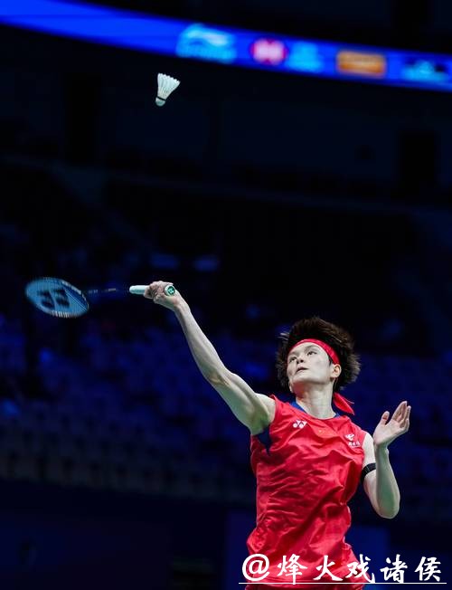 王祉怡2-0轻取因达农 两连胜跻身总决赛四强