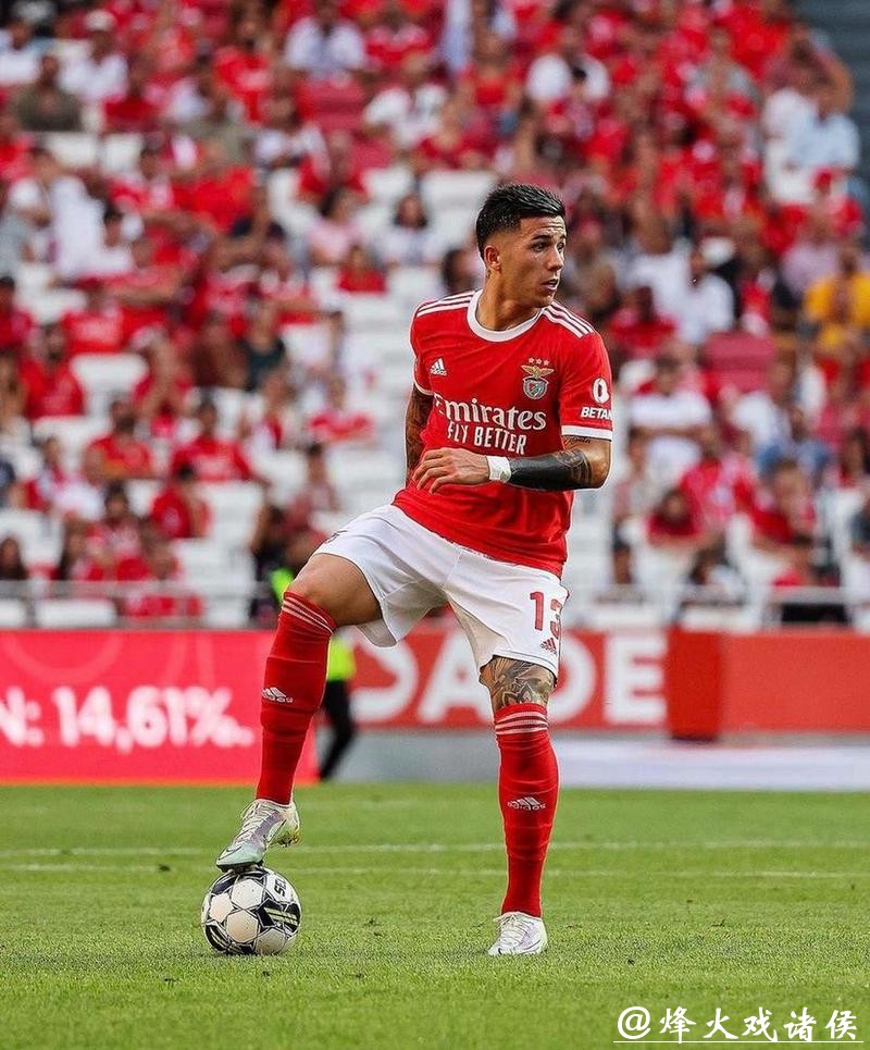 希克制胜球奥塔门迪中框 本菲卡0-1勒沃库森 希克制胜球奥塔门迪中框 本菲卡0-1勒沃库森