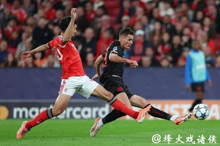 希克制胜球奥塔门迪中框 本菲卡0-1勒沃库森 希克制胜球奥塔门迪中框 本菲卡0-1勒沃库森