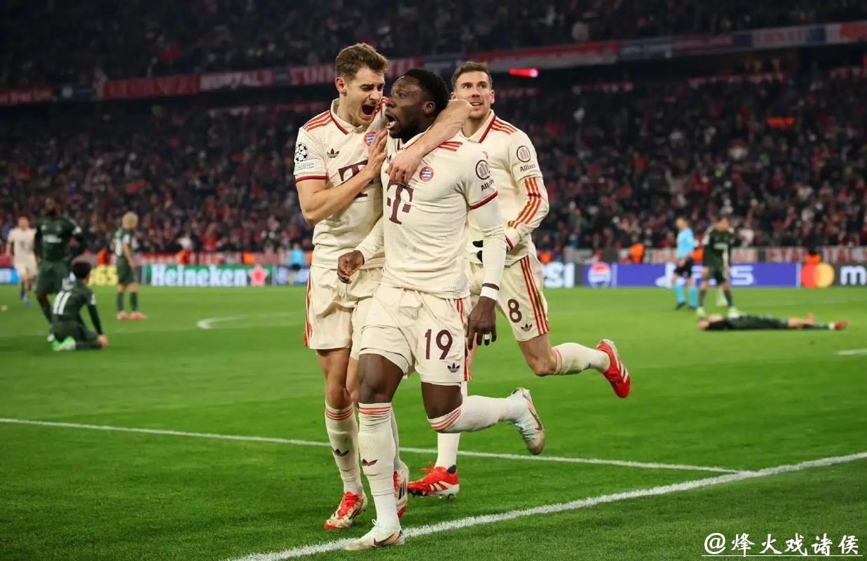 拜仁慕尼黑与加拿大新星戴维斯提前续约